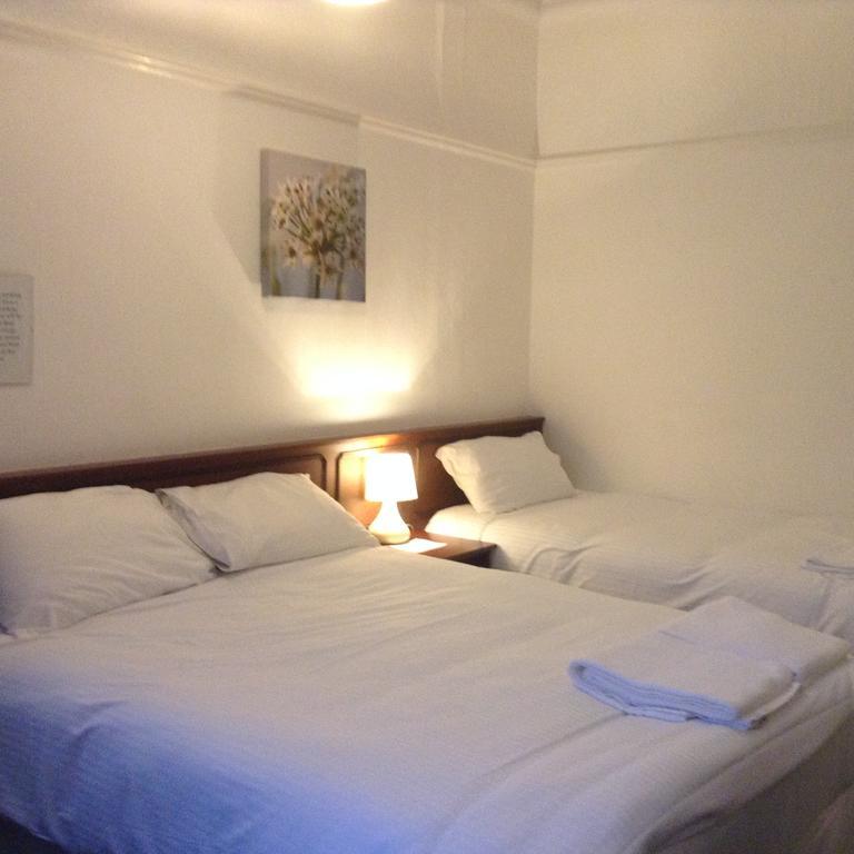 Ardgowan Guest House Paisley Room photo